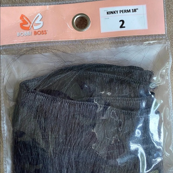 Bobbi Boss Extensions Hair - Picture 2 of 5